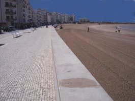 The beachfront of S�o Martinho do Porto