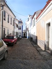 A street view in the old part of S�o Martinho do Porto