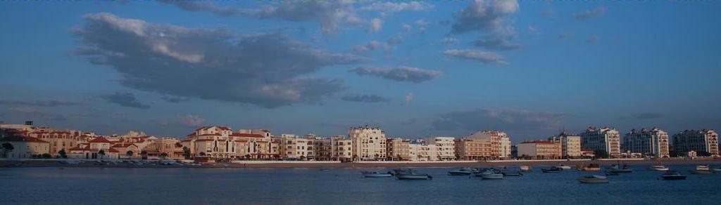 The bay of Sao Martinho do Porto